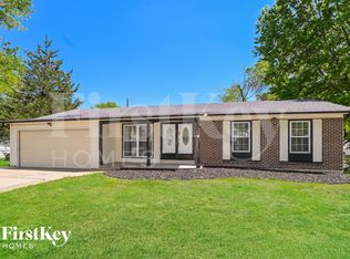 6380 El Serrano Dr, Florissant, MO 63033