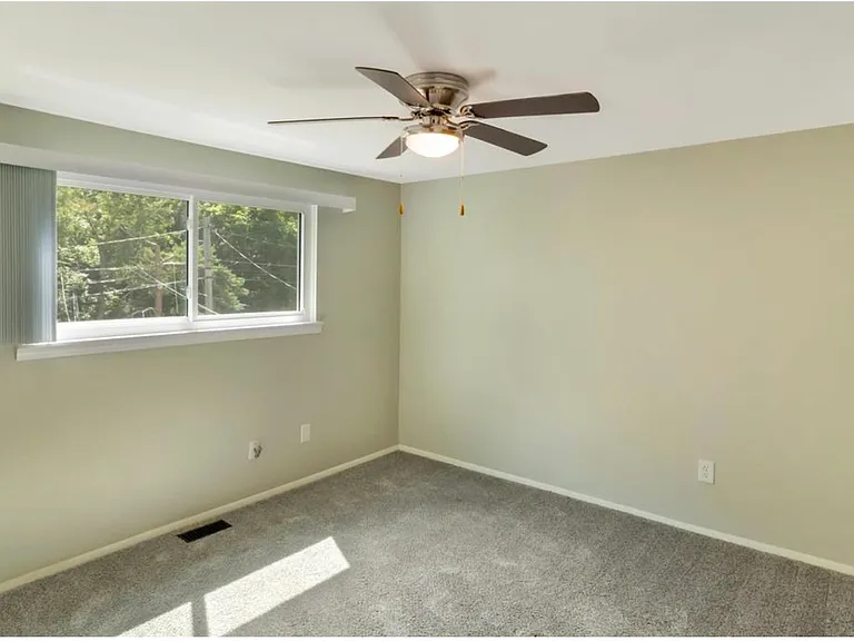 160 S Christine Cir — Photo 10