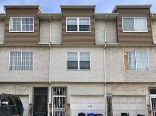 107 Long Pond Ln, Staten Island, NY