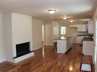 1961 Ridgewood Dr, Petersburg, VA 23805