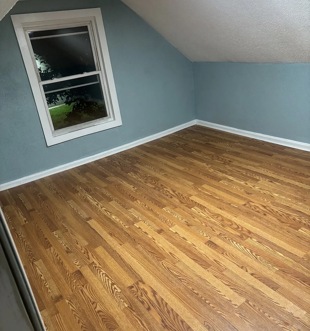 3 bed, 1600 sqft, $1,699 — Photo 2