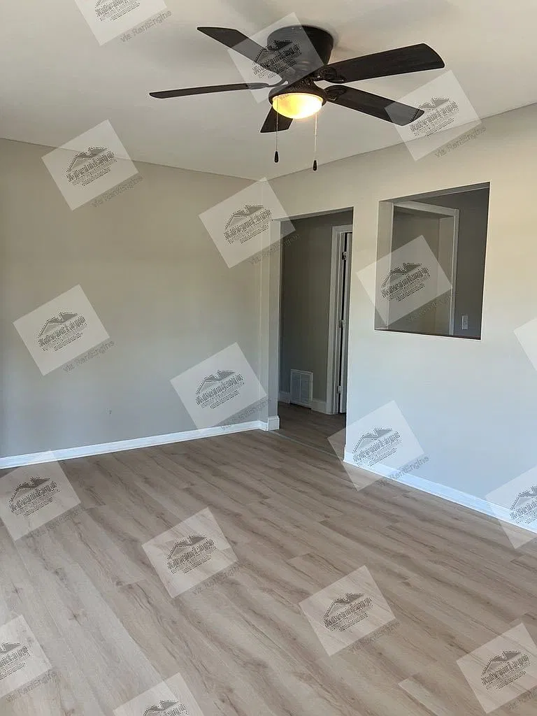3 bed, 2.0 bath, 1617 sqft, $1,580 — Photo 3