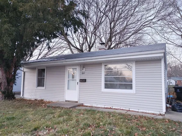 814 E Emerson St, Bloomington, IL 61701