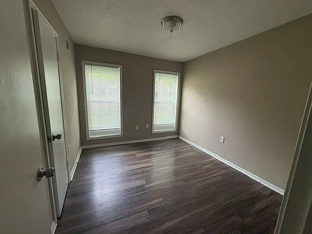 5267 Broken Oak Dr — Photo 6