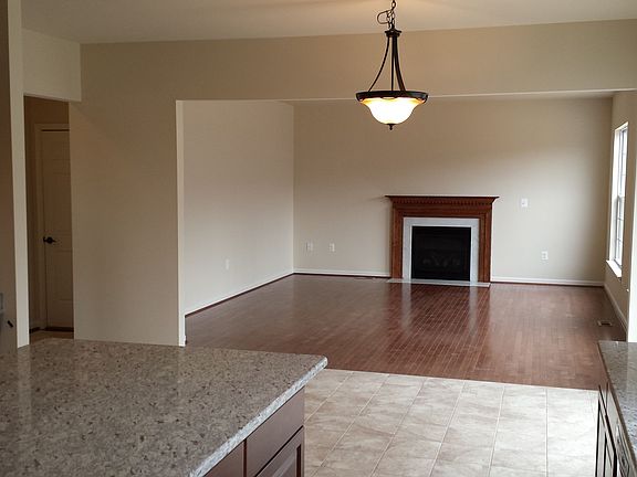 3rd image of 41309 Chestnut Hill St #Hqspwa
