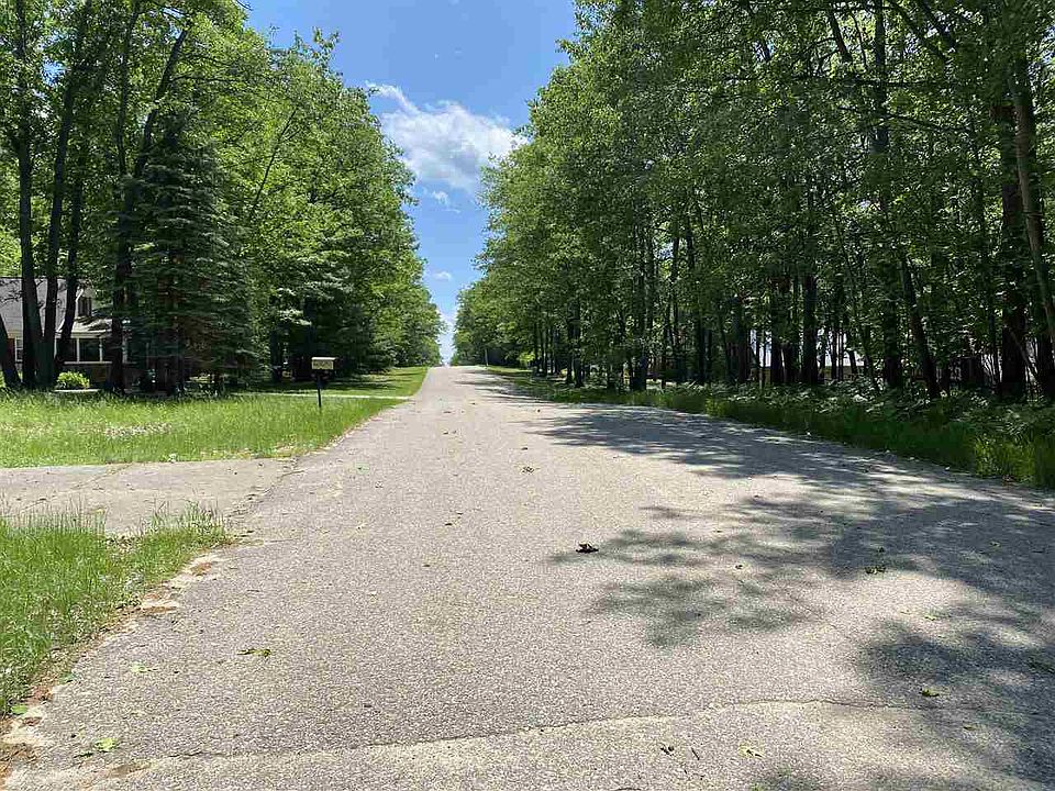2nd image of 0 Baric Dr