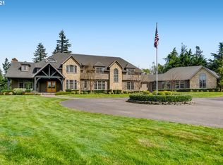 2055 SW Schaeffer Rd, West Linn, OR 97068