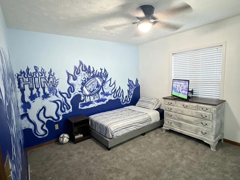 2722 Oakdale Dr — Photo 12