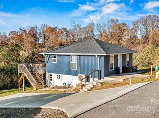 428 Folk St NW, Lenoir, NC 28645