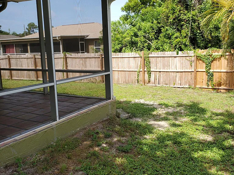 17556 Brentwood Ct — Photo 6