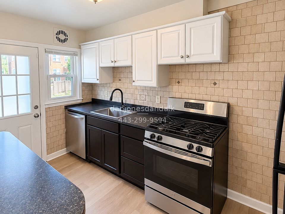 1st image of 2103 Redthorn Rd