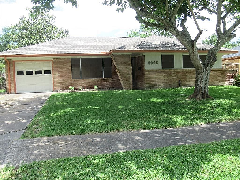 8805 Robindell Dr, Houston, TX 77074 | Zillow