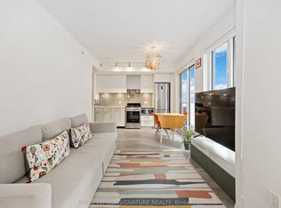 Dundas Square Gardens, Toronto, ON M5B 0C3