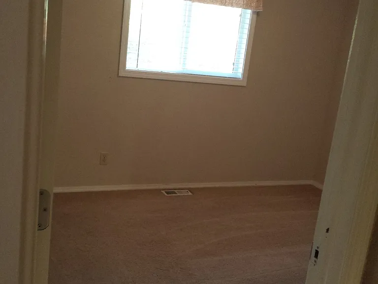 5602 N Millrun Ave — Photo 8