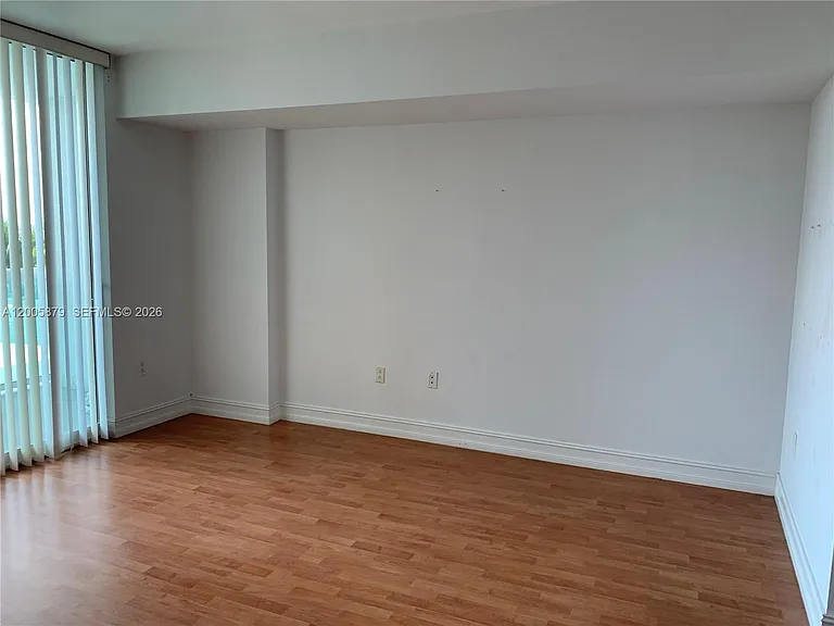 1800 N Bayshore Dr #1506 — Photo 6