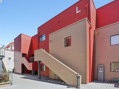 940 NW Naito Pkwy APT L12, Portland, OR, 97209
