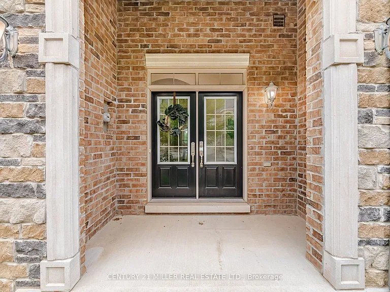 2455 Village Cmn — Photo 3