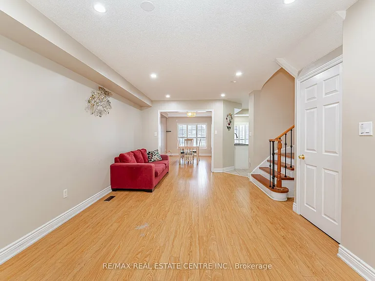 102 Charcoal Way — Photo 7