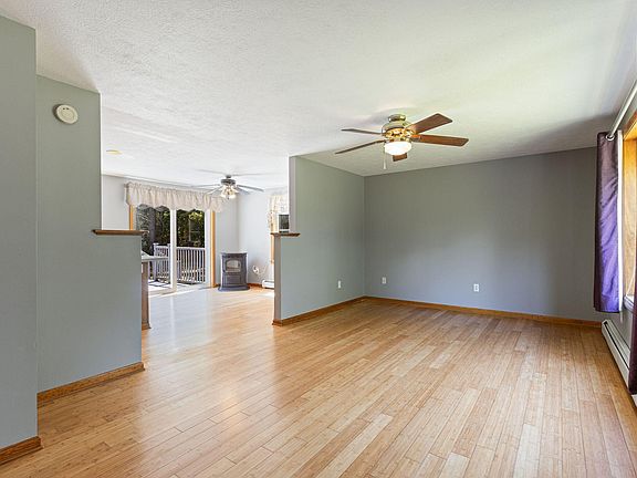 4th image of 6 Sandy Pines Drive