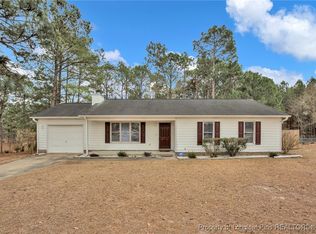 122 Hickman Ct, Raeford, NC 28376