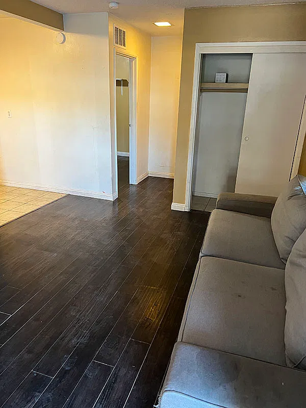 1801 Elm Ave — Photo 2