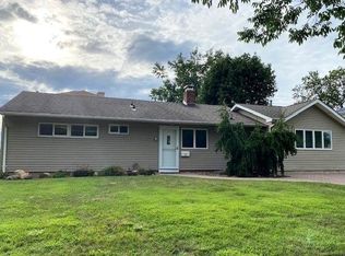 66 Belmont Cir, Syosset, NY 11791