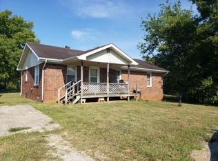 401 Blair Rd, Cave City, KY 42127