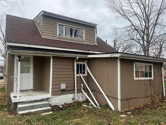 5th image of 2094 Parkwood Ave