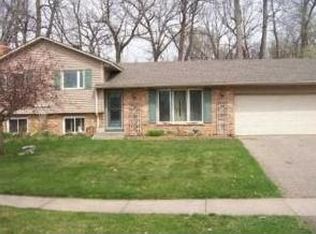 10678 Boundary Creek Ter N, Maple Grove, MN 55369