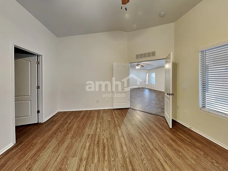 15912 W Carmen Dr — Photo 12