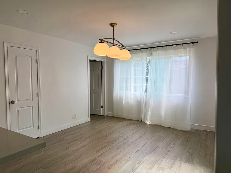 El Azul Cir — Photo 10