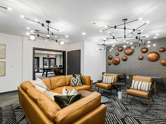 Elliot Gwinnett Place