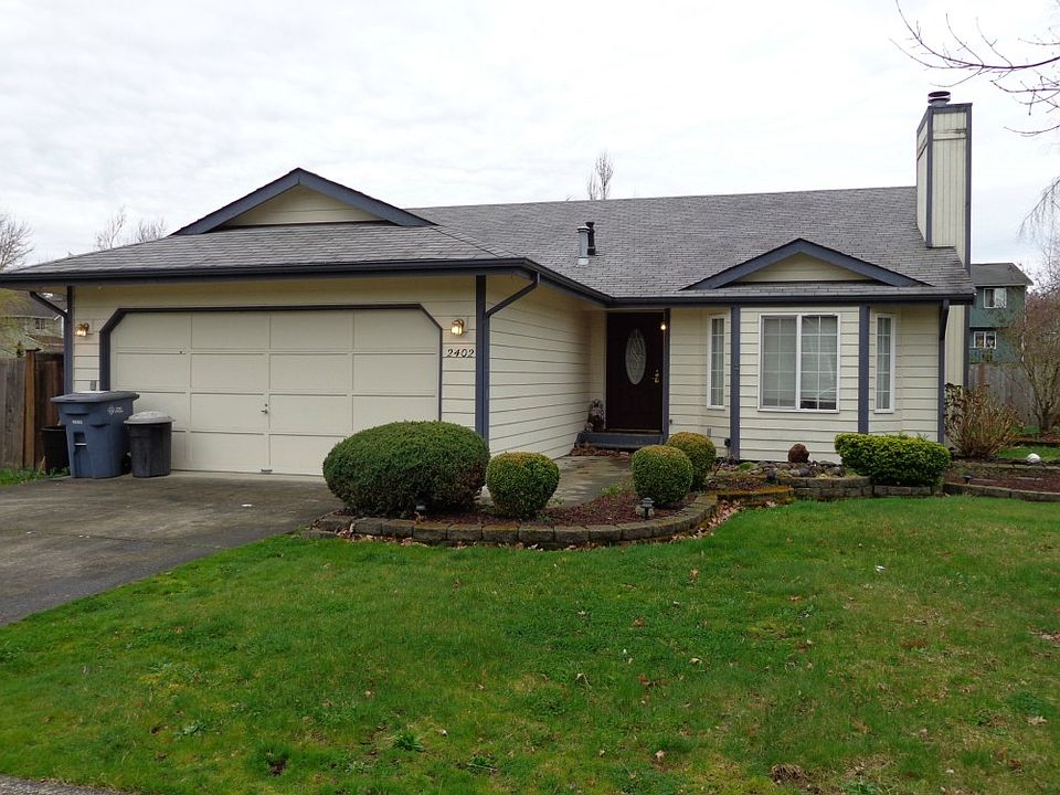 1st image of 2402 20th St SE