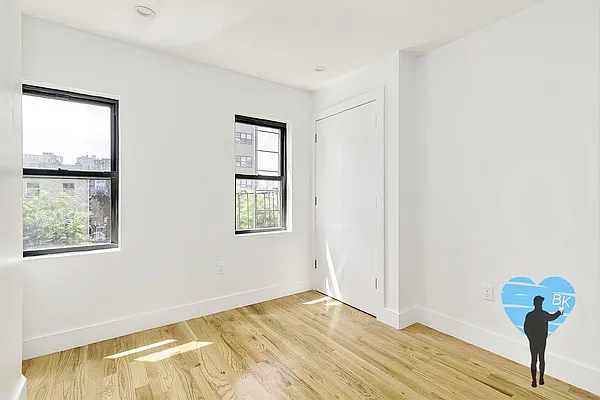 Rented by Next Door Realty NYC | media 30