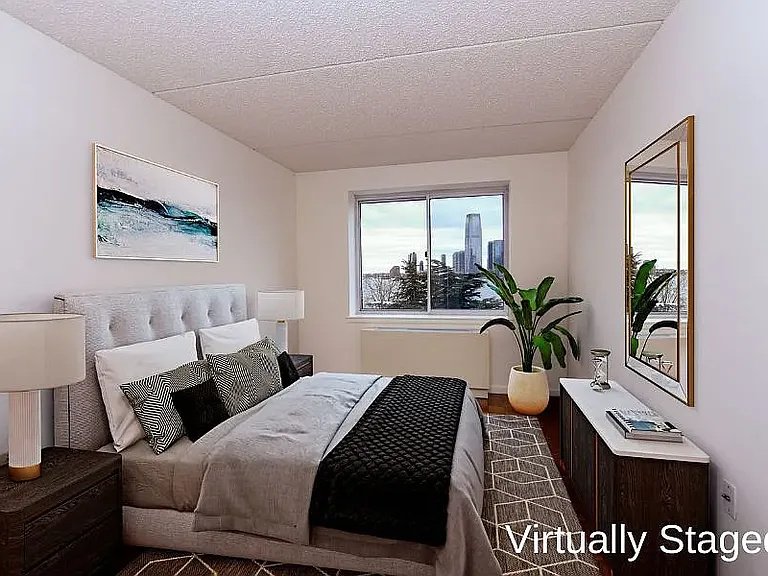 50 Battery Pl #6B — Photo 3