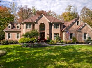 17340 Tall Tree Trl, Chagrin Falls, OH 44023