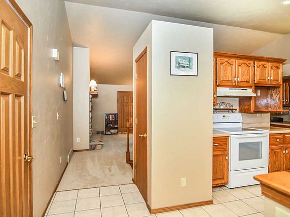 2nd image of 1827 Saint Agnes Dr