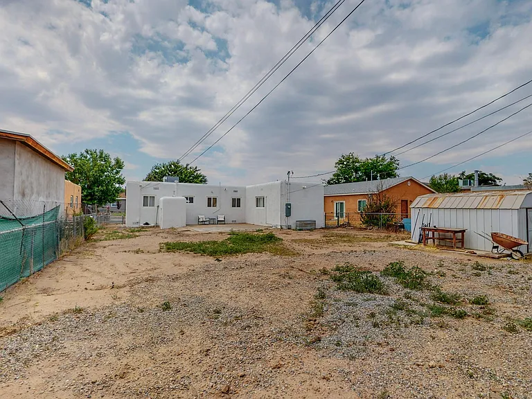 527 Gene Ave NW — Photo 38
