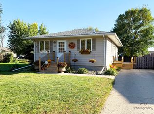 1219 8th Ave SW, Aberdeen, SD 57401