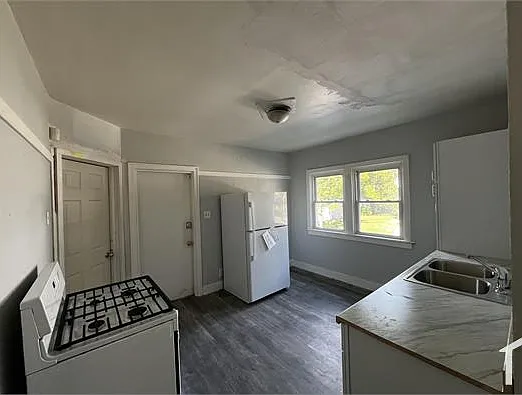 3643 N 24th Pl