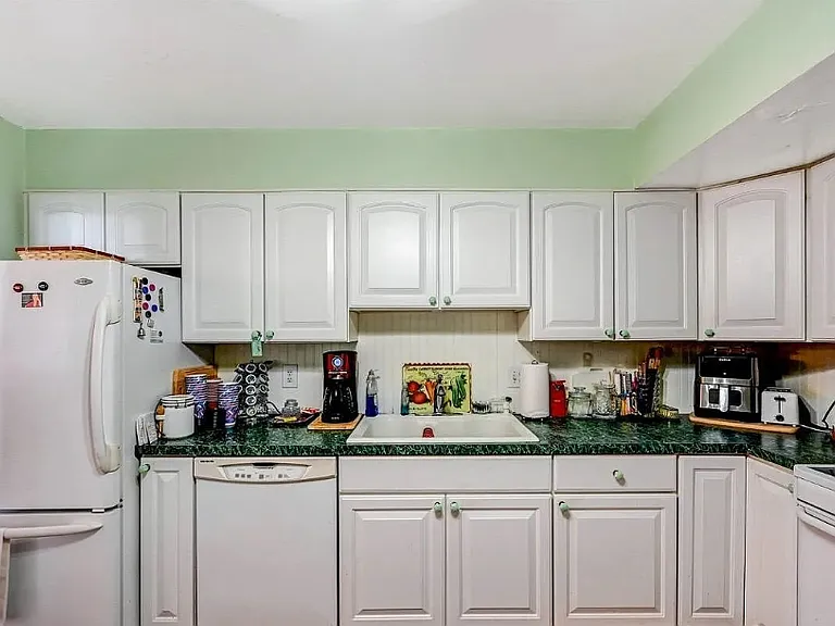 220 Linden St #807 — Photo 1