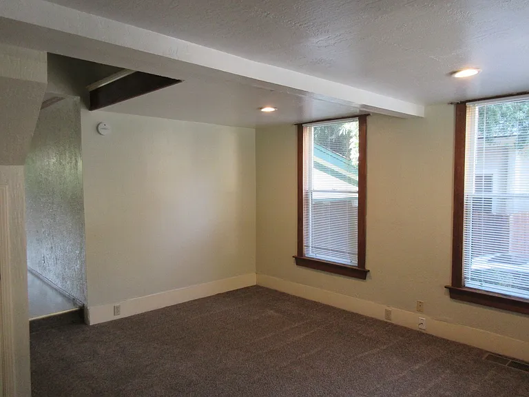 179 E Lincoln Ave — Photo 19
