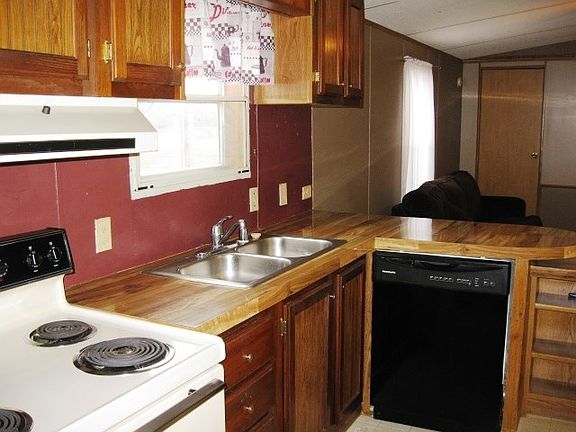 5th image of 1200 Green St