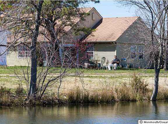 2nd image of 43 Leighton Lane
