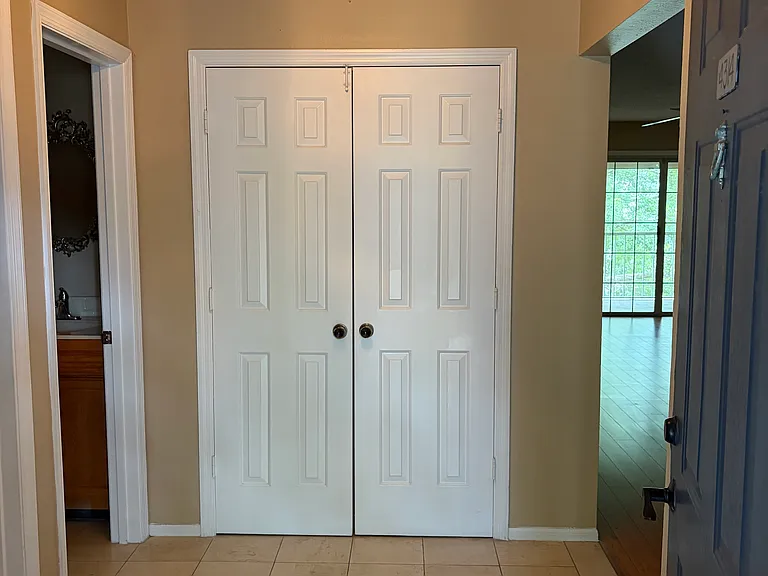4314 Clubside Dr — Photo 2