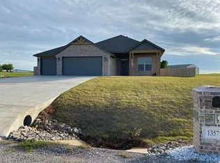 13579 NE Cornwallis Dr, Elgin, OK 73538