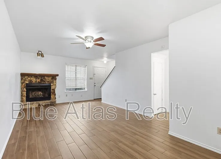 2713 Wimbledon Ct #A — Photo 6