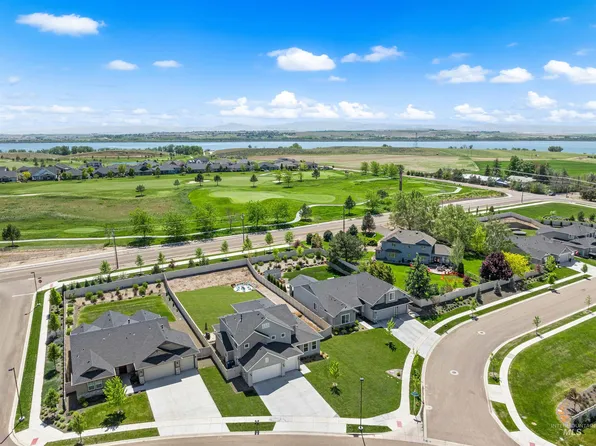 11915 W Tanero Dr, Nampa, ID 83686