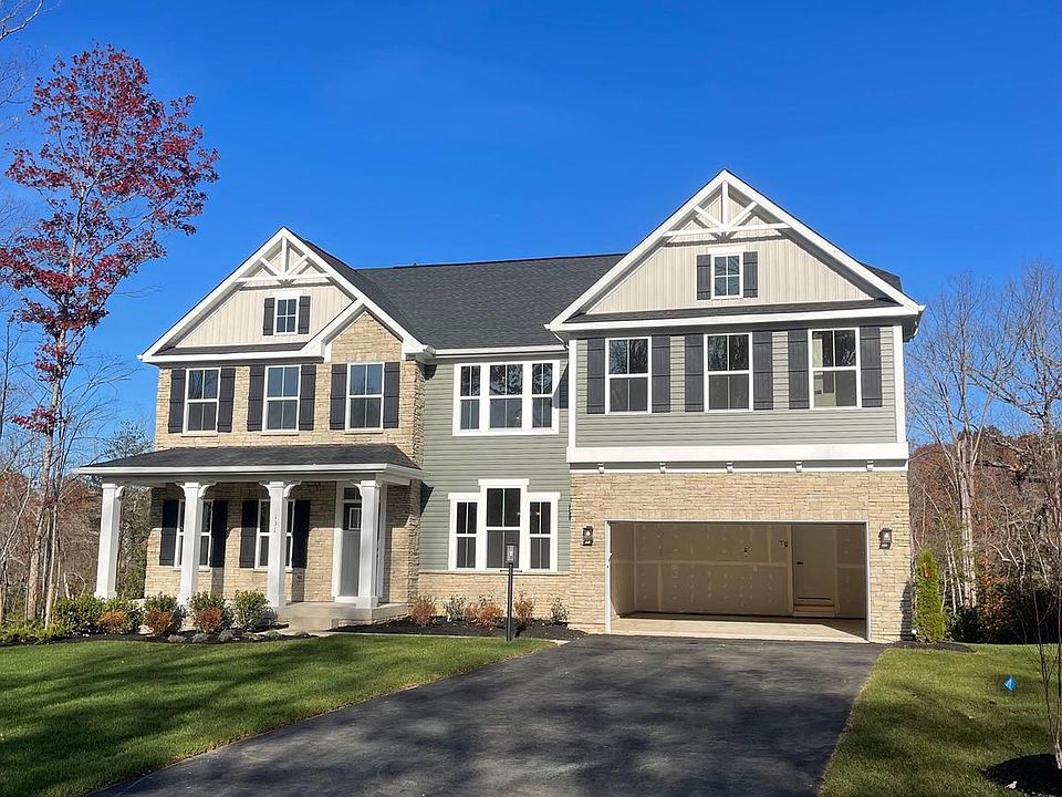 1st image of 131 Lake Bluff Ct