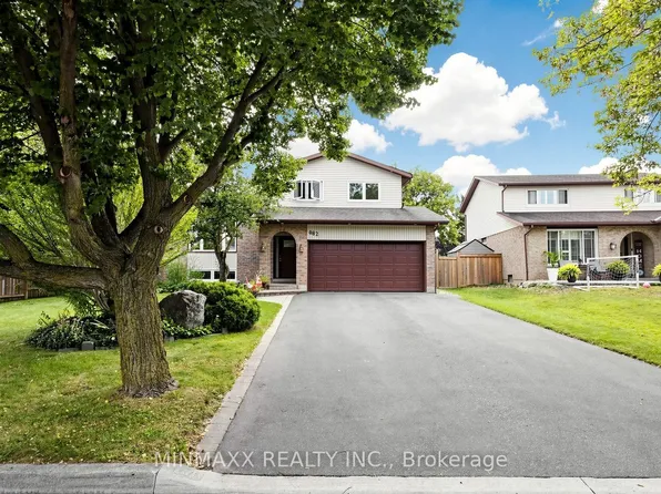 482 Gowland Cres, Milton, ON L9T 4E5